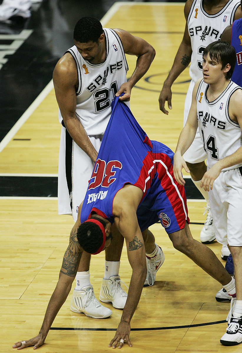 中欧体育登录-赛后体能课后，纽约尼克斯手感冰凉备战全明星赛，悬念犹存，阵容厚度经受考验的简单介绍