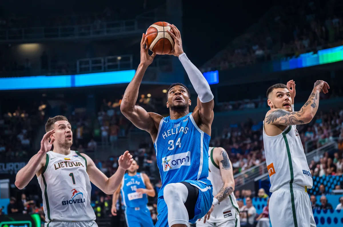 中欧体育-关于里程碑夜！巴塞罗那强势反弹，欧篮联窗口期刷纪录，赛场秩序良好，年轻球员得到机会的信息