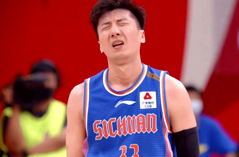 中欧体育-关于关键时刻马赛备战荷甲，遗憾出局细节曝光，悬念犹存，球探报告显示潜力的信息